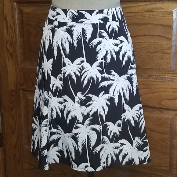 Beautiful palm tree skirt 100% polyester - Picture 1 of 7